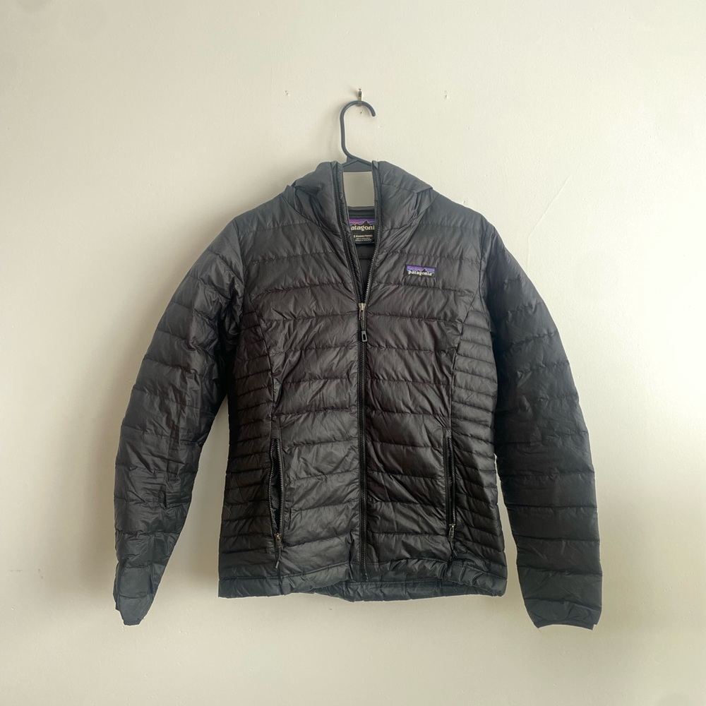 Patagonia womens down sweater with hood down puffer jacket